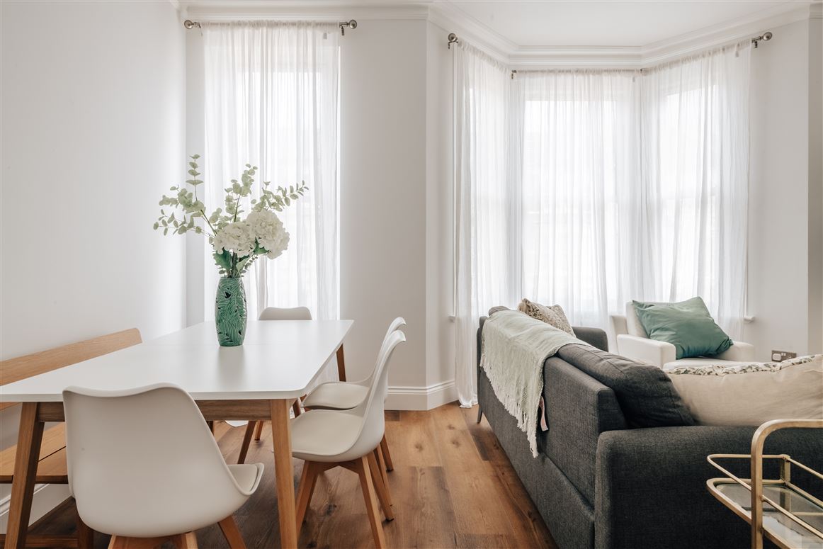 A Grand Place,London,Greater London,United Kingdom