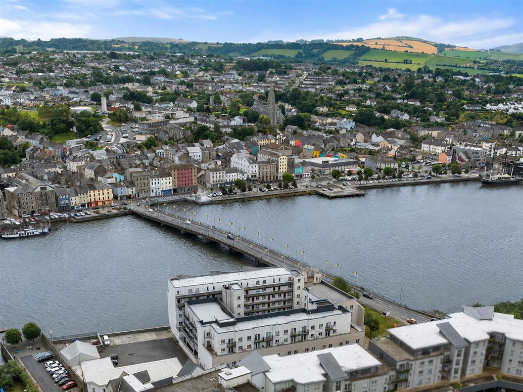 19 Waterside, Lower Rosbercon, New Ross, Co. Wexford