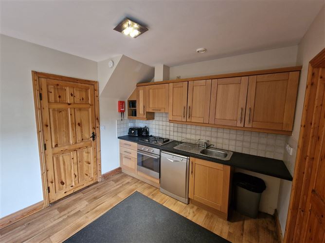 38 Acha Bhile, Lahinch Road, Ennis, Co. Clare