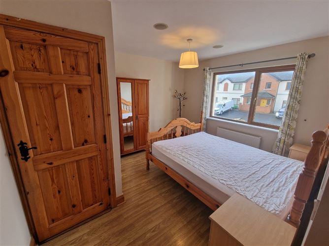 38 Acha Bhile, Lahinch Road, Ennis, Co. Clare