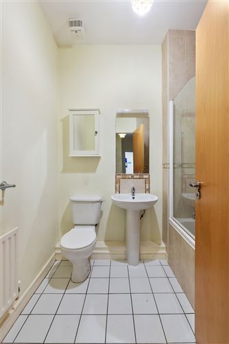 3 Achill House, Custom House Square, IFSC, Dublin 1