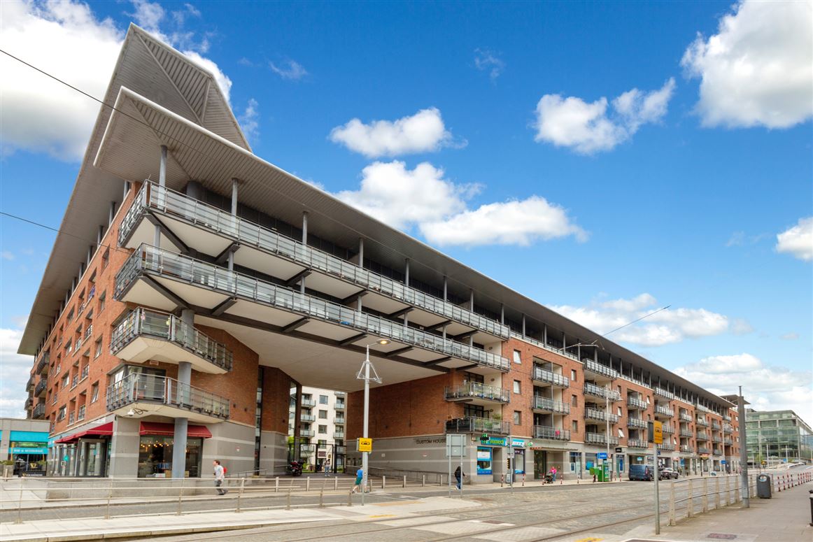 3 Achill House, Custom House Square, IFSC, Dublin 1