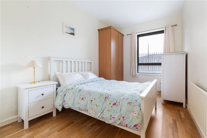 3 Achill House, Custom House Square, IFSC, Dublin 1