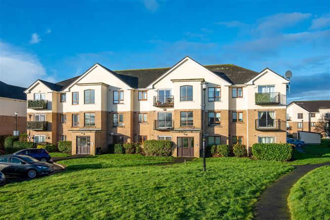 13 The Green, Larch Hill, Santry, Dublin 17