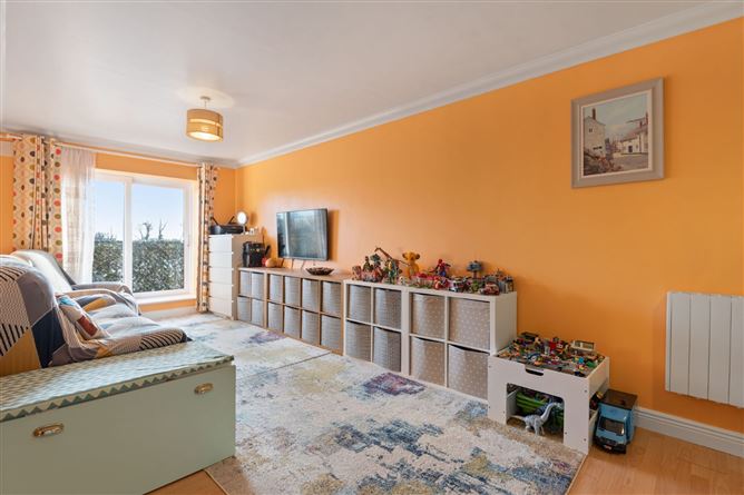 13 The Green, Larch Hill, Santry, Dublin 17
