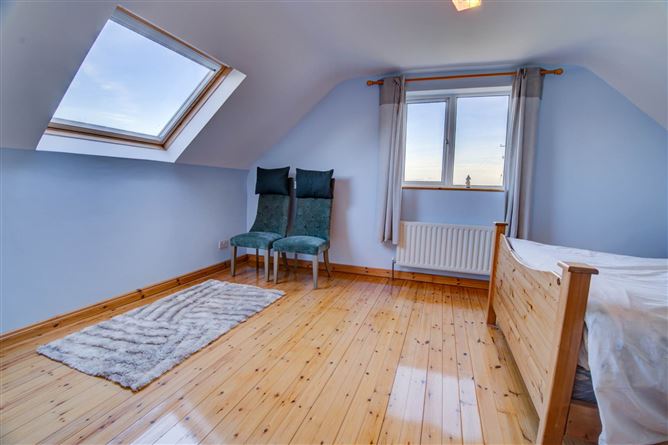 https://photos-a.propertyimages.ie/media/1/1/3/4931311/1e7ecaa6-b76c-43bc-a9e4-f599d0b65360_l.jpg