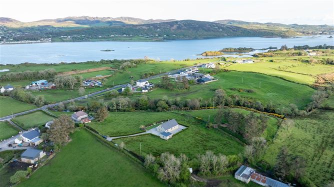 https://photos-a.propertyimages.ie/media/1/1/3/4931311/1e7ecaa6-b76c-43bc-a9e4-f599d0b65360_l.jpg