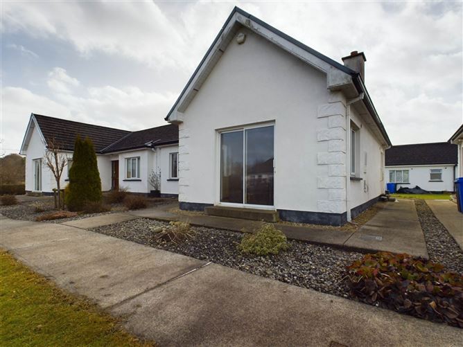 5 Oakwood Retirement Village, Hawthorne Drive, Roscommon, County Roscommon