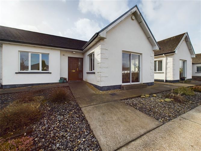 5 Oakwood Retirement Village, Hawthorne Drive, Roscommon, County Roscommon