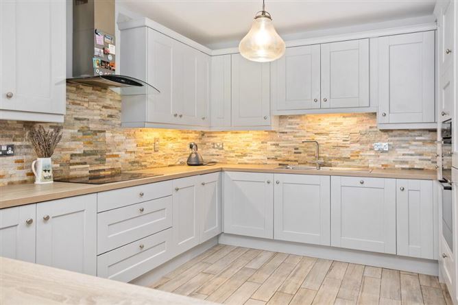 26 Esker Pines, Esker Lane, Lucan, Dublin