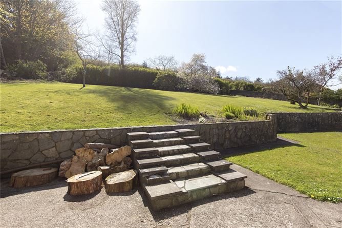 26 The Highlands, Church Hill, Passage West, Cork