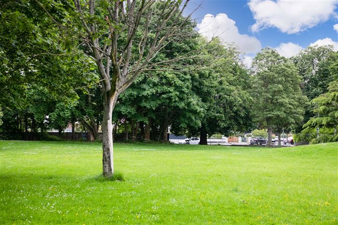 12 Beaufort Downs, Rathfarnham, Dublin 14