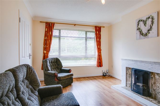 12 Beaufort Downs, Rathfarnham, Dublin 14