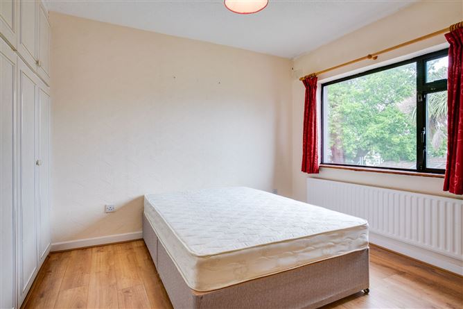 12 Beaufort Downs, Rathfarnham, Dublin 14