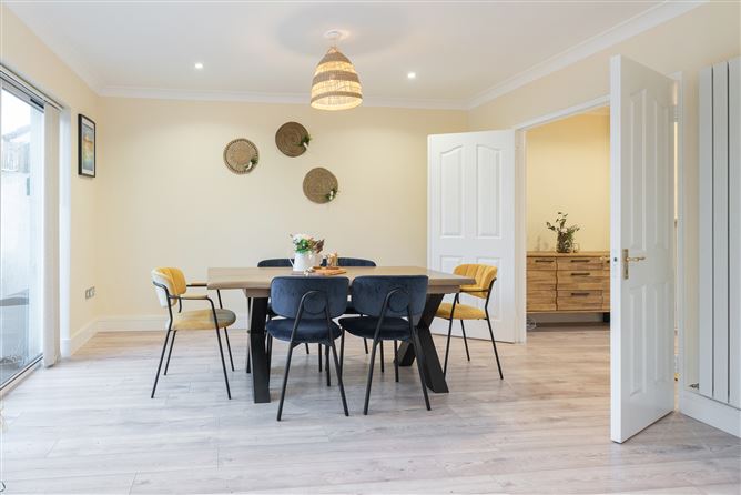 13 Parklands Drive, Ballycullen, Dublin 24