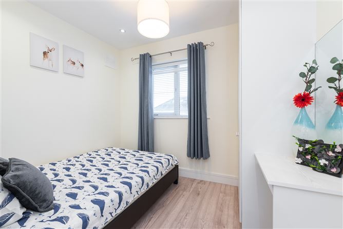 13 Parklands Drive, Ballycullen, Dublin 24