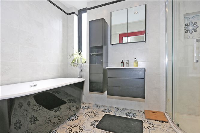 15 Verona Esplanade, O'Connell Avenue, Limerick