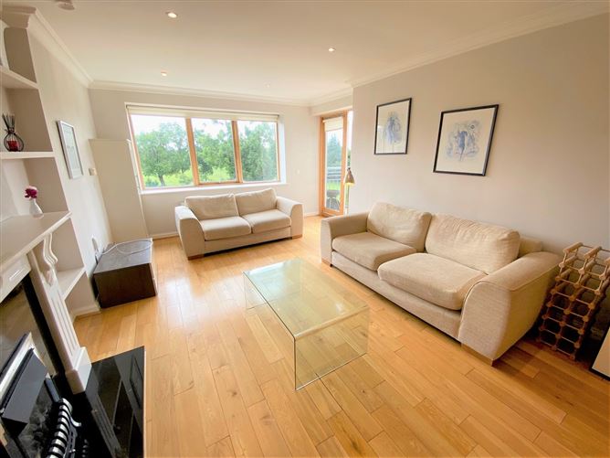 34 Kinsella Hall, Collegewood, Castleknock, Dublin 15