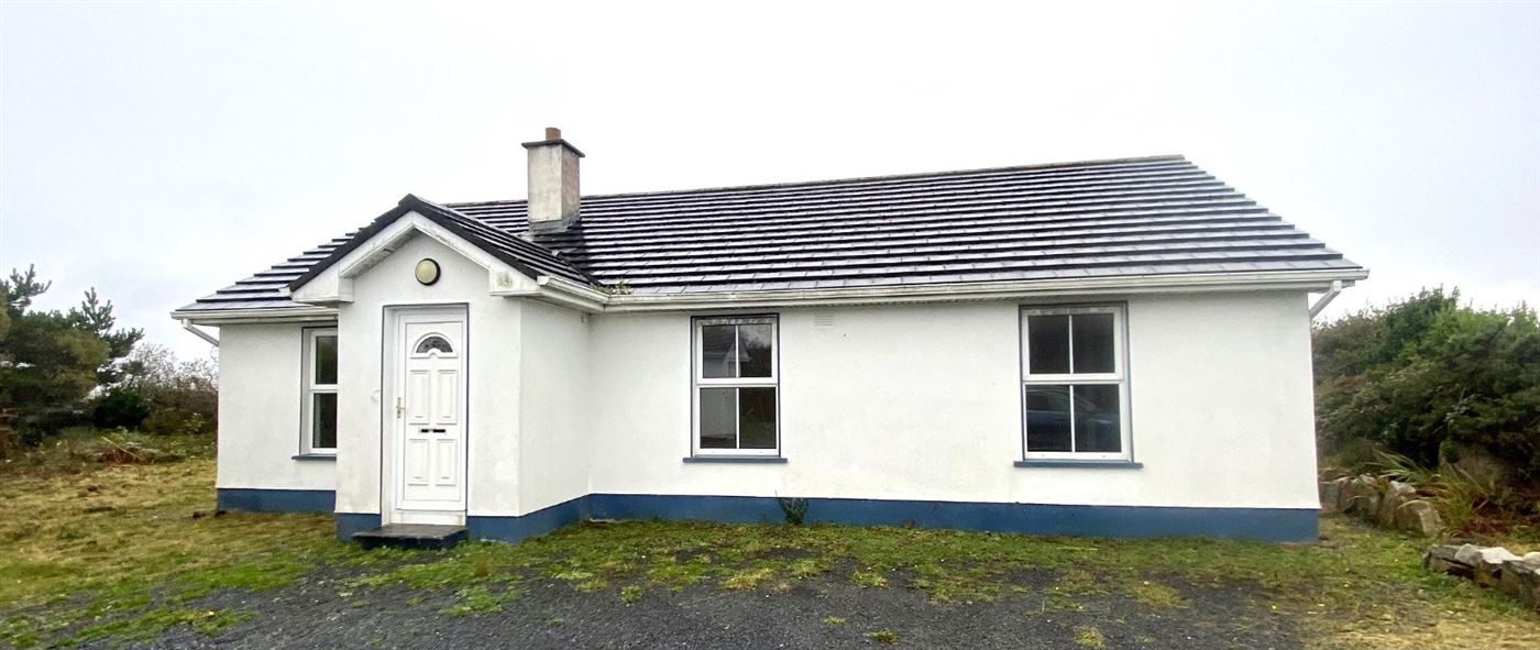 8 The Holiday Village, An Cuilean, Carraroe, Co. Galway
