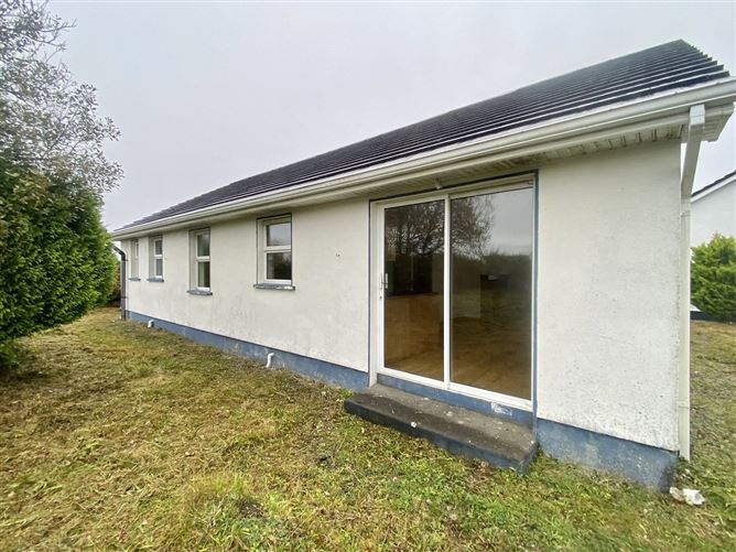 8 The Holiday Village, An Cuilean, Carraroe, Co. Galway