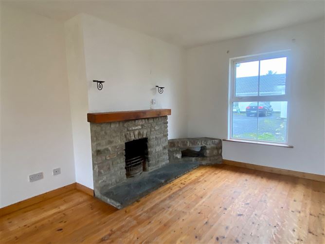 8 The Holiday Village, An Cuilean, Carraroe, Co. Galway
