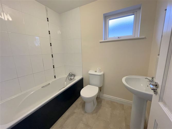 No. 67 Dun Darrach, Longford, Longford