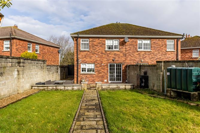 37 Ros Glas Avenue, Monasterevin, Kildare