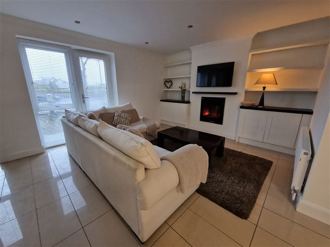 16 Creagán, Barna, Galway