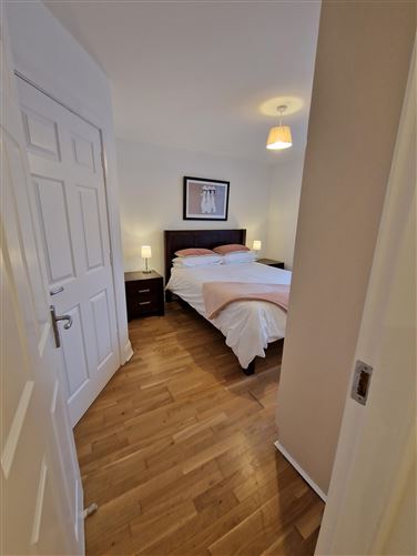 16 Creagán, Barna, Galway