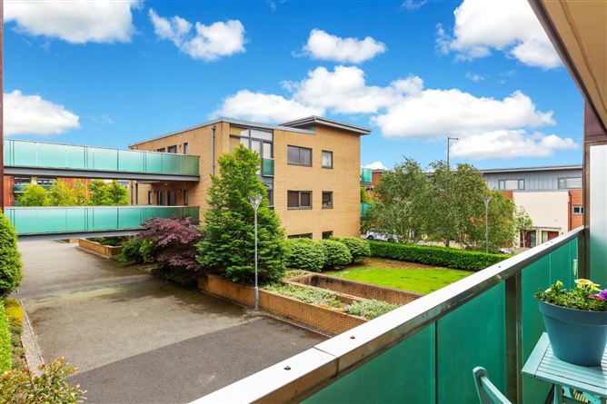 57 Rosanule, Phoenix Park Racecourse, Castleknock, Dublin 15