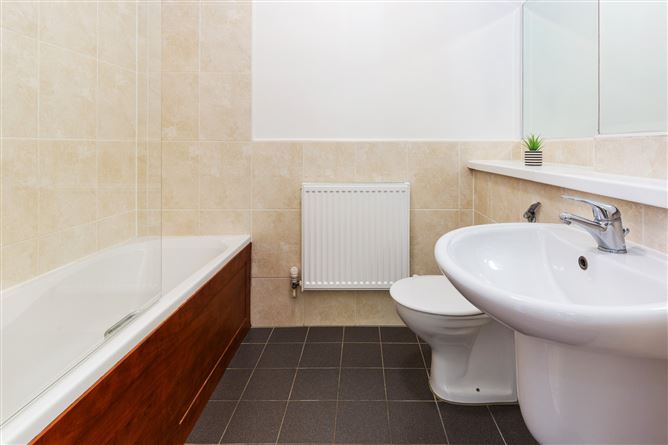 57 Rosanule, Phoenix Park Racecourse, Castleknock, Dublin 15