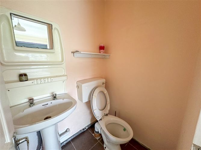 5 Glenburren Park, Glenanail, Bothar Na DTreabh, Galway City