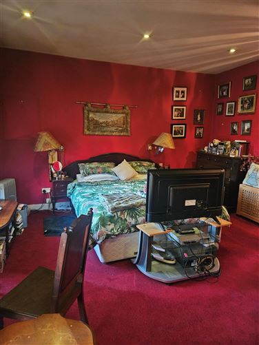 24 Main Street, Skibbereen, Cork