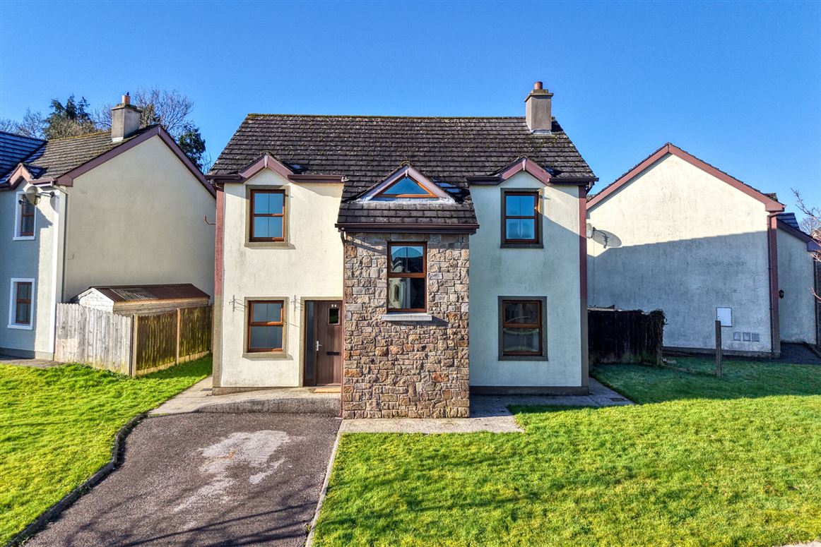 24 Druid Glen, White Linen Woods, Longford
