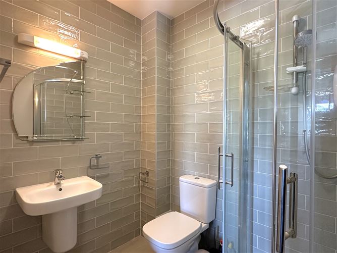 Photo 11 of 17 — 26 Maoilin, Ballymoneen Road, Galway
