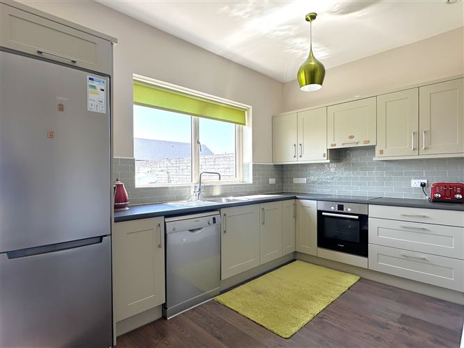 26 Maoilin, Ballymoneen Road, Galway