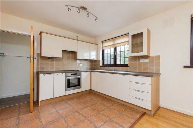 Photo 6 of 21 — 42 COOLATREE ROAD, Beaumont, Dublin 9