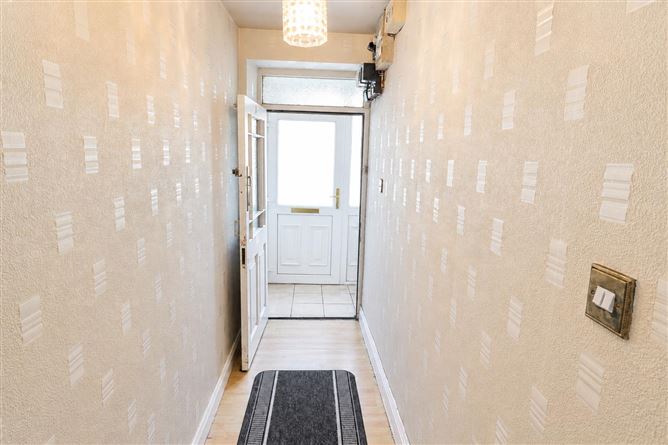 2 The Terrace, Carrick-on-Suir, Tipperary