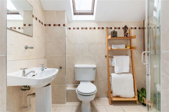 Photo 11 of 17 — 50 Village Court, Butterfield Avenue, Rathfarnham, Dublin 14
