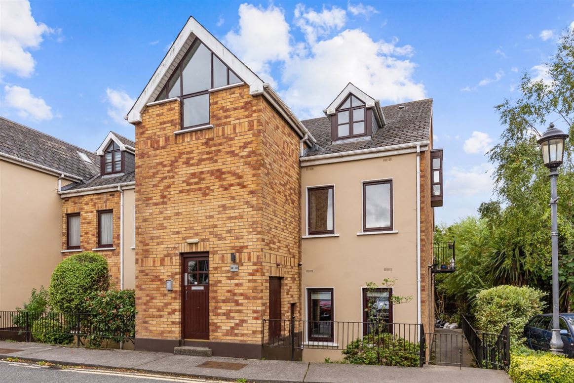 50 Village Court, Butterfield Avenue, Rathfarnham, Dublin 14