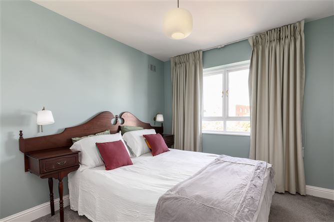 219 Clontarf Road, Clontarf, Dublin 3