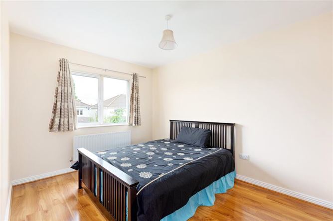8 Linnetsfield Walk, Clonee, Dublin