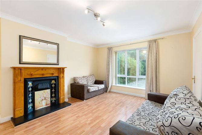 8 Linnetsfield Walk, Clonee, Dublin