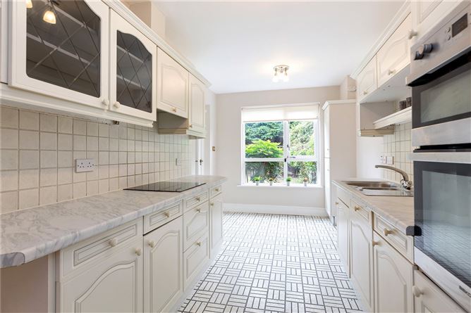21 Shrewsbury Park, Ballsbridge, Dublin 4