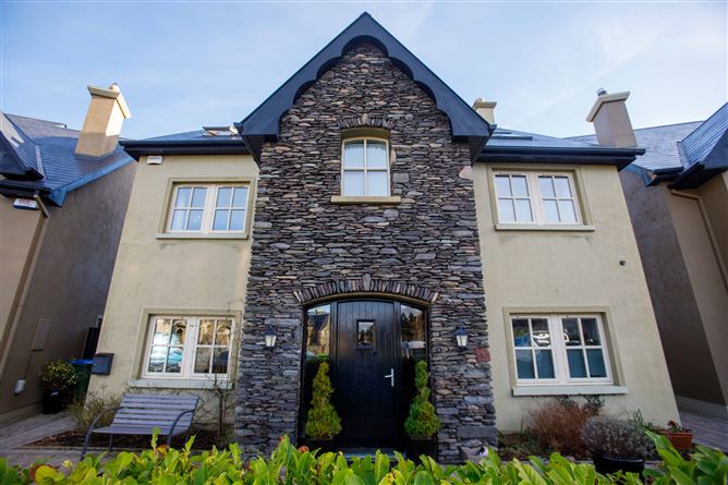 8 Springwell Gardens, Tralee, Kerry 