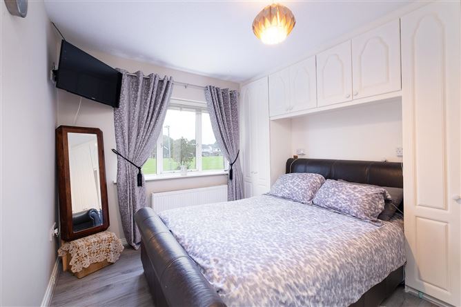  96 Earlsfort Road, Lucan, County Dublin