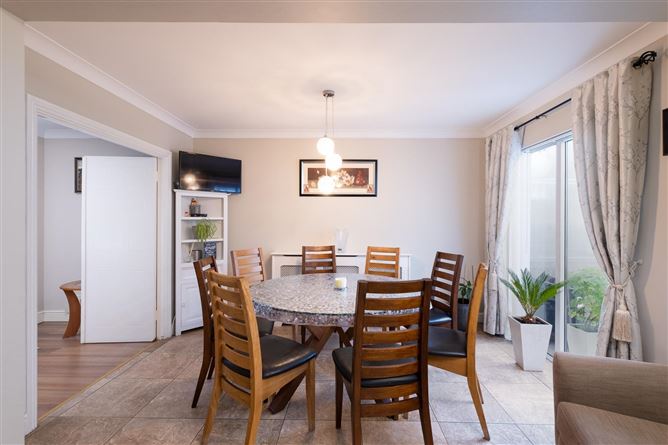  96 Earlsfort Road, Lucan, County Dublin
