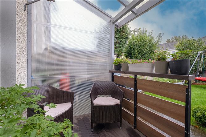  96 Earlsfort Road, Lucan, County Dublin