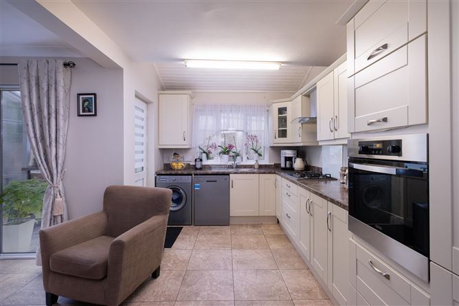  96 Earlsfort Road, Lucan, County Dublin