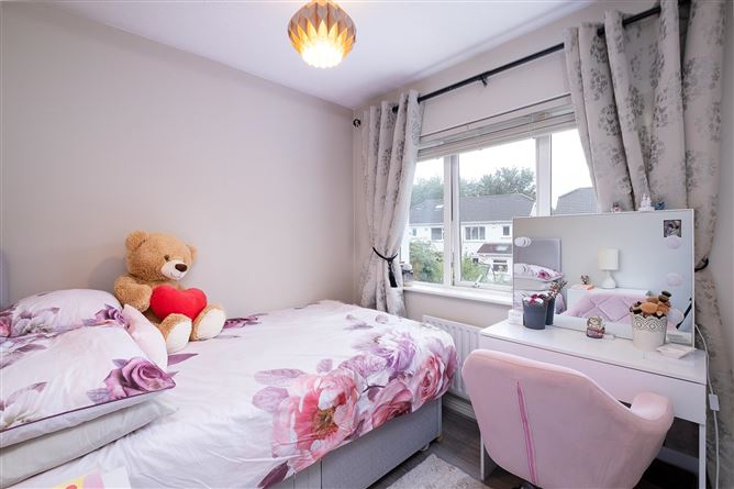  96 Earlsfort Road, Lucan, County Dublin